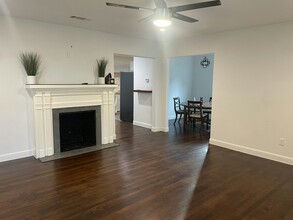 4217 Curzon Ave in Fort Worth, TX - Building Photo - Building Photo
