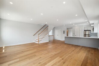 46 Hudson St in Sleepy Hollow, NY - Foto de edificio - Building Photo