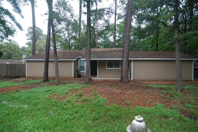 property at 1401 E Red Cedar Cir