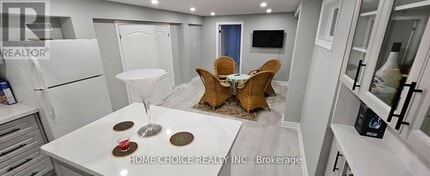 18 Stone Mason Dr in Markham, ON - Building Photo - Building Photo