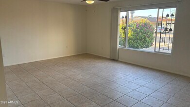 9719 W Rolling Hills Dr in Sun City, AZ - Building Photo - Building Photo
