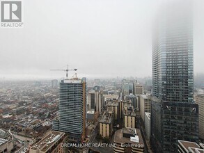 238 Simcoe St in Toronto, ON - Building Photo - Building Photo