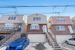 5712 Broadway in West New York, NJ - Building Photo