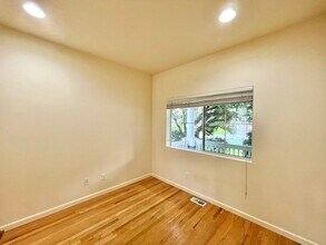 4263 257th Pl SE in Issaquah, WA - Building Photo - Building Photo