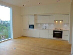 1275 NW 10th Ave in Portland, OR - Foto de edificio - Building Photo