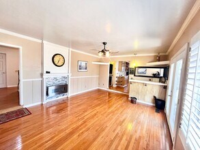 411 Bluff Dr in Los Banos, CA - Building Photo - Building Photo