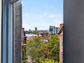 58 Pinckney St in Boston, MA - Building Photo - Building Photo