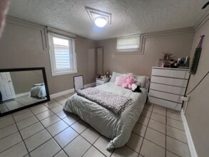 4568 W Tennessee Ave in Denver, CO - Building Photo - Building Photo