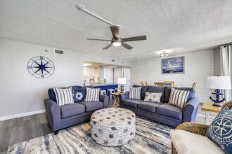 10515 Front Beach Rd in Panama City Beach, FL - Building Photo - Building Photo