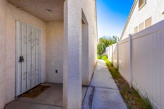 343 River Glider Ave in North Las Vegas, NV - Building Photo - Building Photo