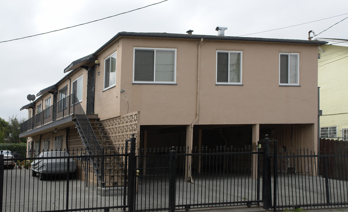 1208-1214 83rd Ave in Oakland, CA - Building Photo