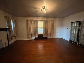 1124 Morningside Ave, Unit 1st Floor in Pittsburgh, PA - Building Photo - Building Photo