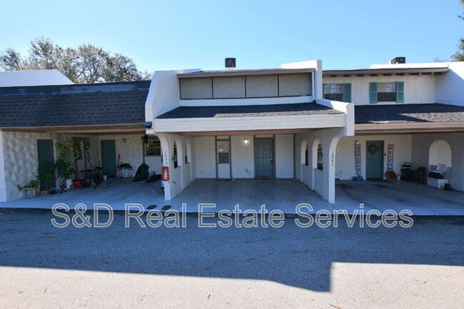 2241 9th St SE in Winter Haven, FL - Building Photo - Building Photo