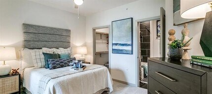 1000 Grandys Ln in Lewisville, TX - Building Photo - Building Photo