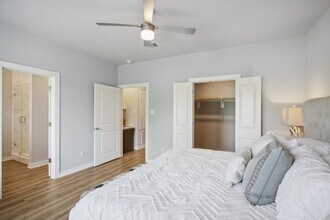 5709 Spring Stuebner Rd in Spring, TX - Building Photo - Building Photo