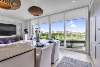 500 SE Mizner Blvd in Boca Raton, FL - Building Photo - Building Photo