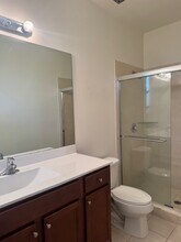 3368 W 92nd Pl in Hialeah, FL - Building Photo - Building Photo