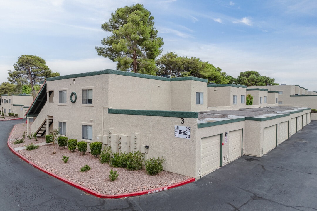 Heritage Pointe Apartments in Henderson, NV - Foto de edificio