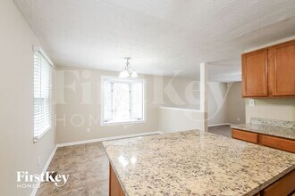 639 Shady Creek Ct in Greenwood, IN - Building Photo - Building Photo