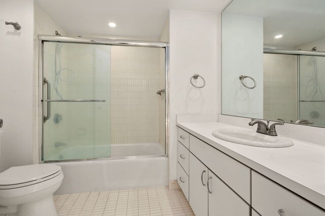 183 Oak St in Newton, MA - Building Photo - Building Photo