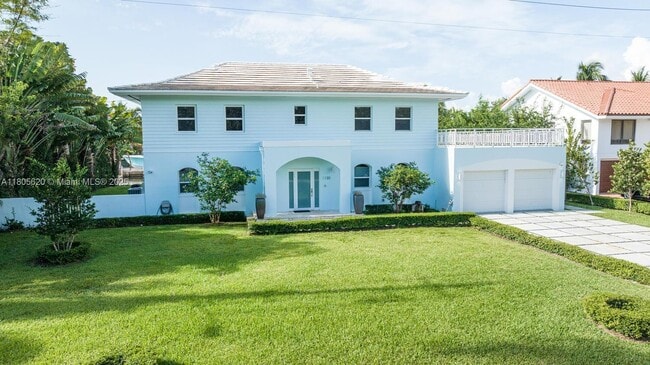 1130 Lugo Ave in Coral Gables, FL - Building Photo - Building Photo
