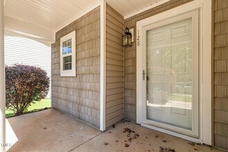 128 Georgetowne Dr in Clayton, NC - Building Photo - Building Photo