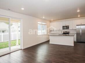 7724 Verona Lp SW in Olympia, WA - Building Photo - Building Photo