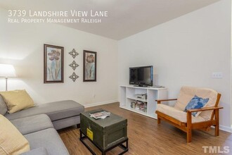 3739 Landshire View Lane in Raleigh, NC - Building Photo - Building Photo