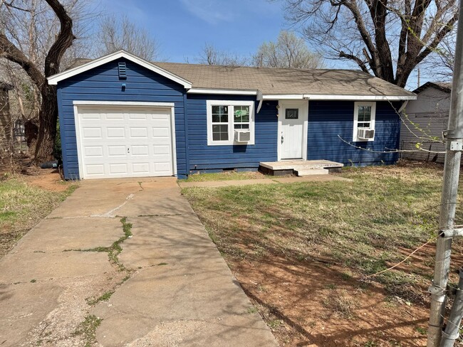 3705 SW 41st St in Oklahoma City, OK - Building Photo - Building Photo