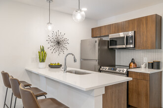 Delta Apartments in Austin, TX - Building Photo - Interior Photo