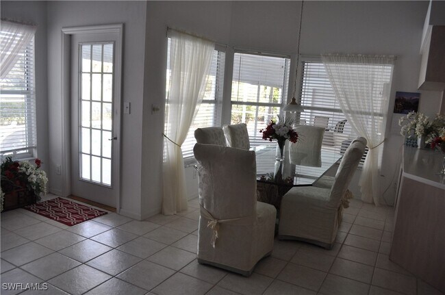 property at 431 Dundee Ct