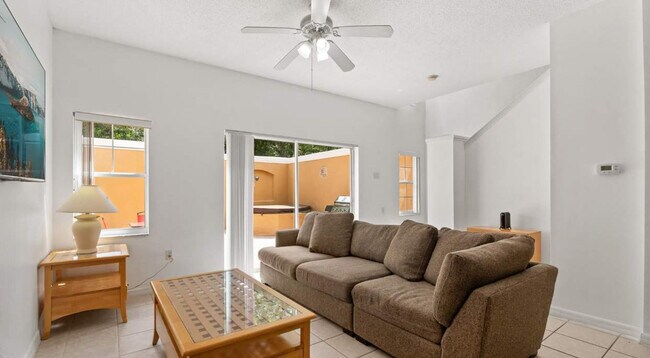 4754 Vero Beach Pl in Kissimmee, FL - Building Photo - Building Photo