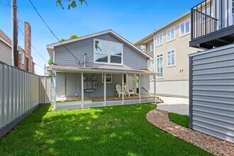 2005 Portsmouth St in Houston, TX - Building Photo - Building Photo