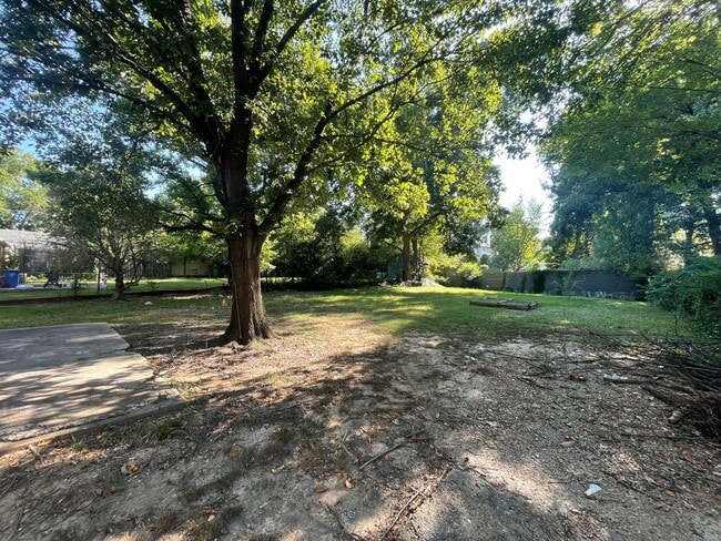 1432 Madison St in Jonesboro, AR - Building Photo - Building Photo