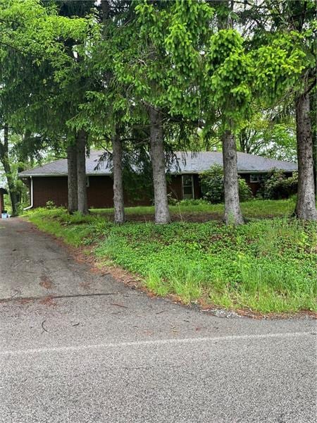 property at 200 Cove Run Rd