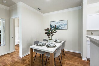 Hawthorne at Main in Kernersville, NC - Building Photo - Building Photo