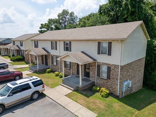 510 Hietts Ln