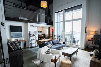 951 Broadway, Unit #20 in Chelsea, MA - Building Photo - Building Photo