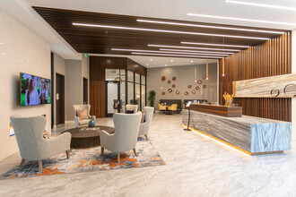 Aria in Edina, MN - Foto de edificio - Lobby