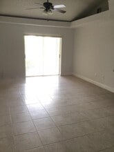 18810 NW 57th Ave in Hialeah, FL - Building Photo - Building Photo