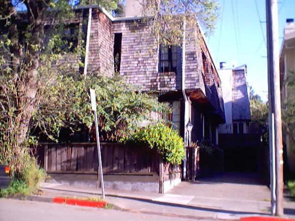 2342 Hilgard Ave, Unit 2342