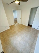 5630 Simms St in Hollywood, FL - Building Photo - Building Photo
