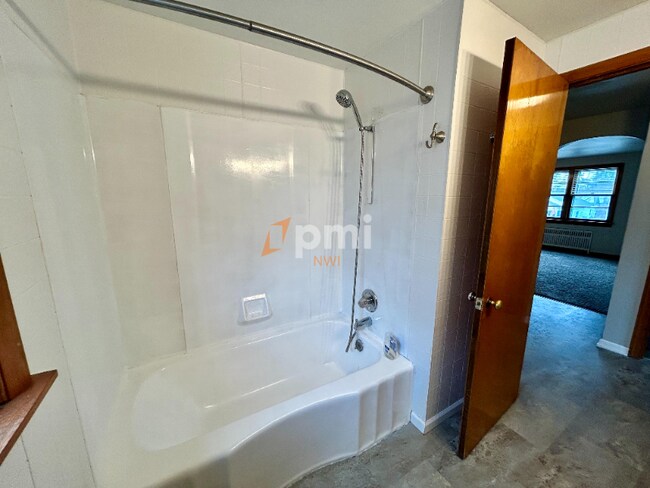 312 S Porter St in Michigan City, IN - Building Photo - Building Photo
