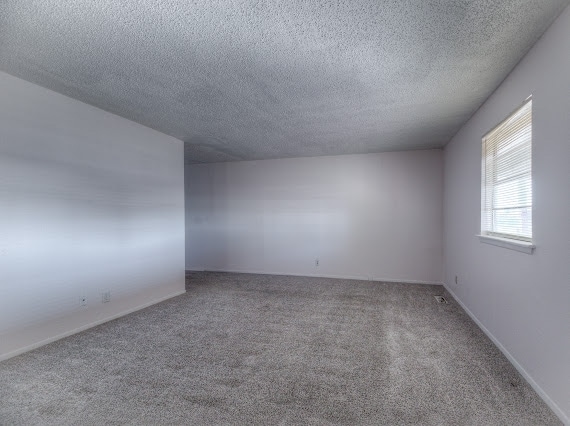 1129 S 124th E Ave in Tulsa, OK - Building Photo - Building Photo