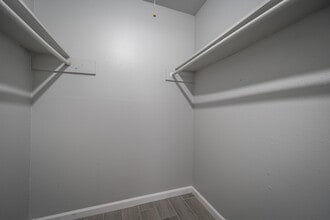 Colonial in Houston, TX - Building Photo - Interior Photo
