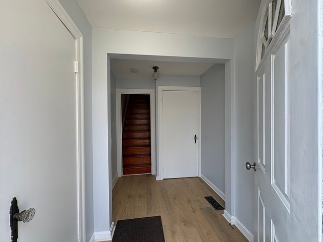 111 Holden St in Holden, MA - Building Photo - Building Photo