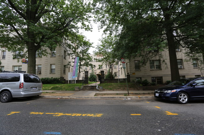 Homestead Apartments in Washington, DC - Building Photo - Building Photo