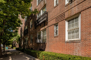 The Colony in Brooklyn, NY - Foto de edificio - Building Photo