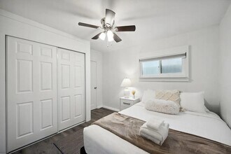 2140 Reed Ave in San Diego, CA - Foto de edificio - Building Photo