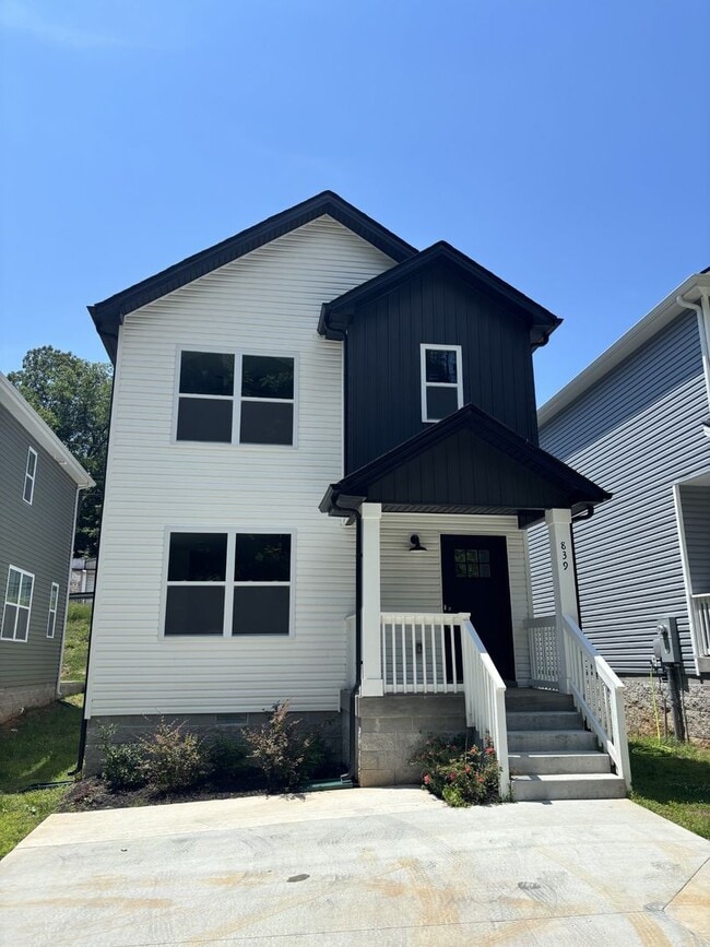 property at 839 Cumberland Dr